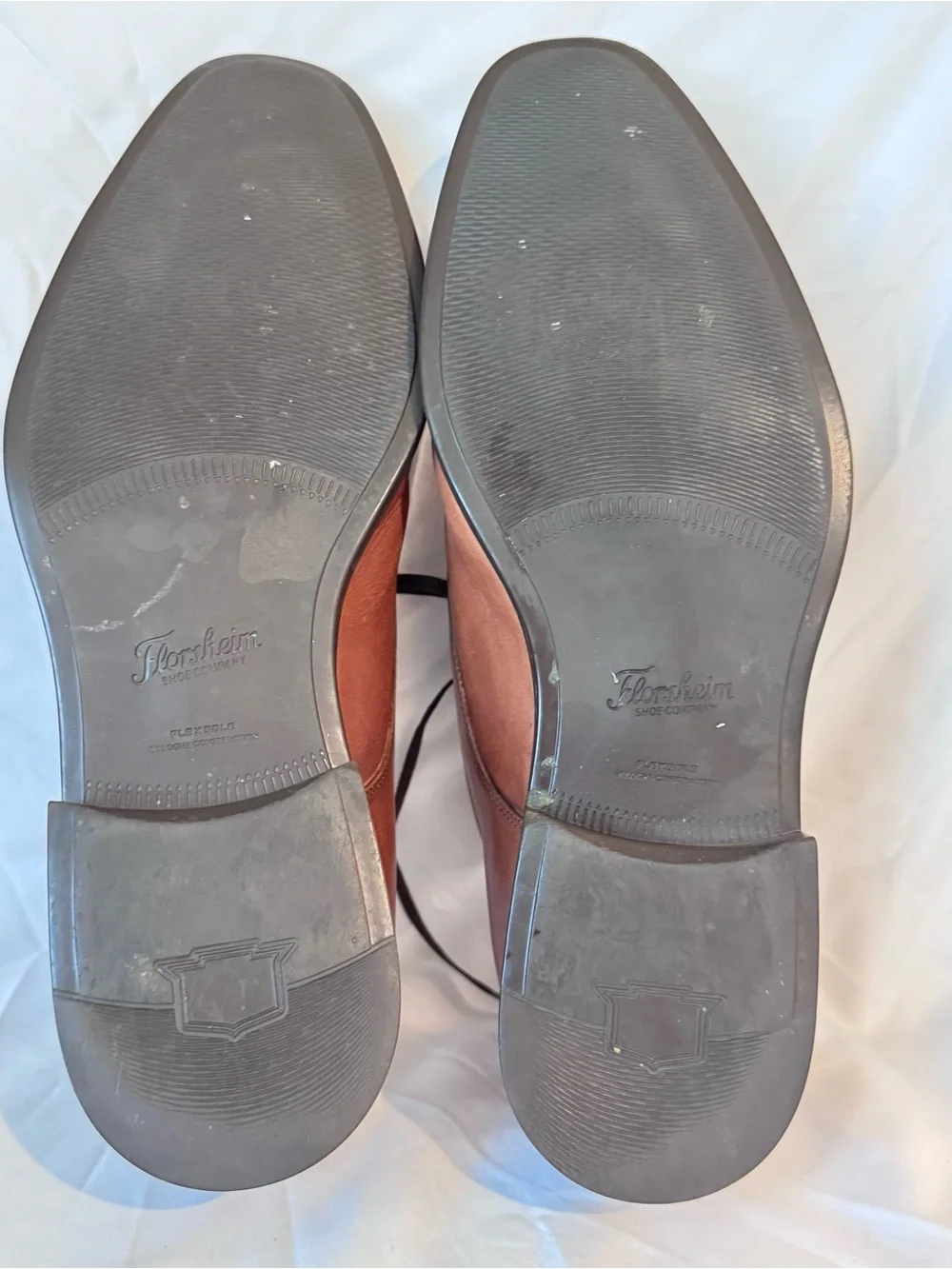 Florsheim Shoes Men's 10.5D Cap Toe Midtown Comfortech Ortholite Leather